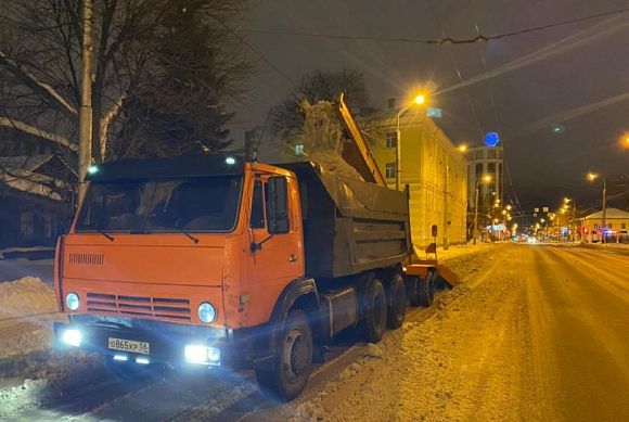 В ночь на 20 января на улицах Пензы работали 118 спецмашин