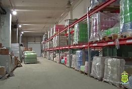 В Пензе бизнесмен клеил на дешевое моющее средство этикетки дорогого бренда В Пензе бизнесмен клеил на дешевое моющее средство этикетки дорогого бренда