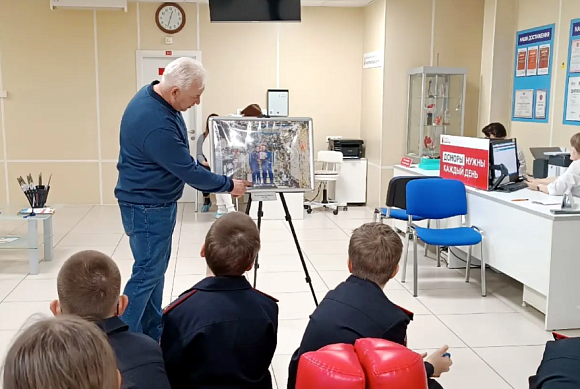 Пензенские кадеты увидели кадры с МКС и узнали о жизни космонавтов