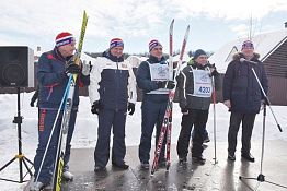 Лидин, Кабельский, Кувайцев и Савельев встали на лыжи Лидин, Кабельский, Кувайцев и Савельев встали на лыжи
