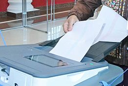 В Пензе избирателям помогли добраться до участка на микроавтобусе В Пензе избирателям помогли добраться до участка на микроавтобусе