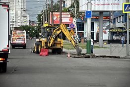 В рамках нацпроекта ремонтируют дорогу на ул. Суворова