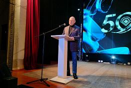 Мельниченко поздравил работников сахарного завода с юбилеем