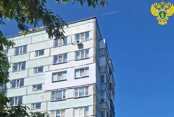 В Пензе 12-летняя девочка упала с высоты