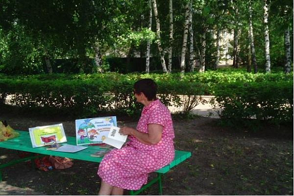 В Пачелме еще раз организуют «Читающую скамейку»