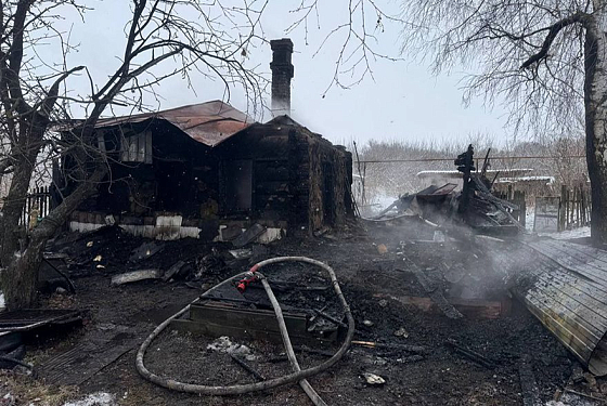 СК выясняет причины смертельного пожара в Тамалинском районе