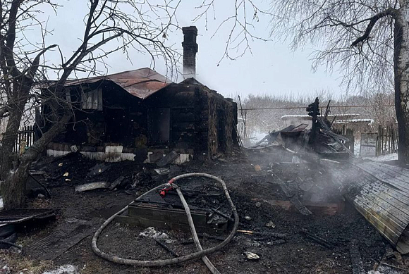 СК выясняет причины смертельного пожара в Тамалинском районе