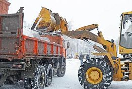 Белозерцев указал на некачественную работу по уборке снега Белозерцев указал на некачественную работу по уборке снега