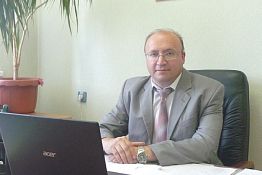 Студенты ПГАУ скорбят по погибшему в страшной аварии декану Студенты ПГАУ скорбят по погибшему в страшной аварии декану