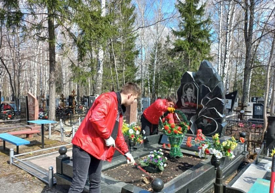 В Пензе стартовала акция по благоустройству памятников и воинских захоронений