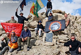 Пензенцы установили памятный знак на перевале «Эхо войны»