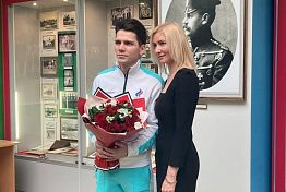 Денис Айрапетян вернулся в Пензу Денис Айрапетян вернулся в Пензу