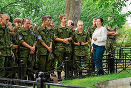 Участники сборов «Гвардеец» посетили «Тарханы»