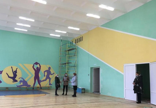 В школе рабочего поселка Шемышейка завершился капремонт спортзала