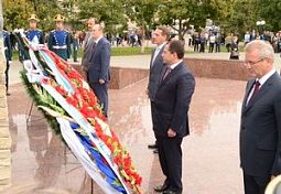 Сергей Нарышкин принял участие в церемонии возложения цветов к мемориалу «Афганские ворота»