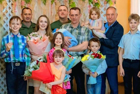 Путин наградил семью из Пензы орденом «Родительская слава»