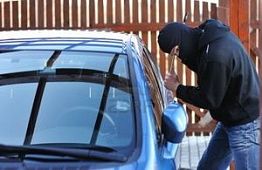 В Пензе 15-летнего школьника задержали за кражу из автомобиля