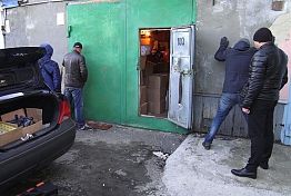 В двух пензенских гаражах нашли 9 тыс. бутылок контрафакта В двух пензенских гаражах нашли 9 тыс. бутылок контрафакта
