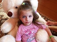 Пензенцы могут помочь 7-летней Лере Новиковой справится с болезнью