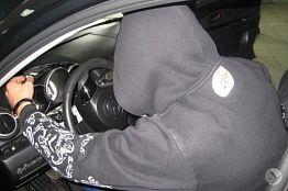 В Пензе 20-летний водитель без прав задержан с крупной партией наркотиков