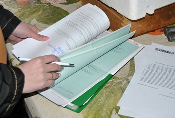 Ушли в подполье: приставы навестили должников по алиментам в Городищенском районе