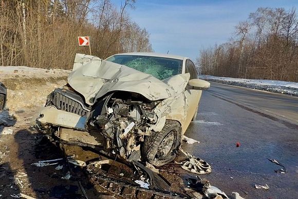 Появились фото и видео с места смертельного ДТП в Пензенском районе