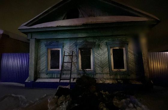 Появились фото с места смертельного пожара в Кузнецке