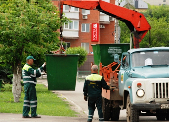 В Пензе к Дню города установят дополнительные урны и контейнеры