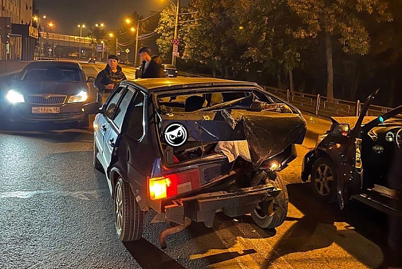 На улице Злобина в Пензе разбились два автомобиля