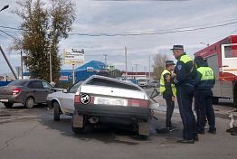 В Кузнецке вазовскую «девятку» смяло в ДТП