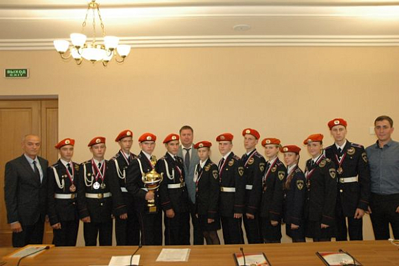 Д. Каденков поздравил пензенских школьников с «бронзой» «Зарницы Поволжья-2015»