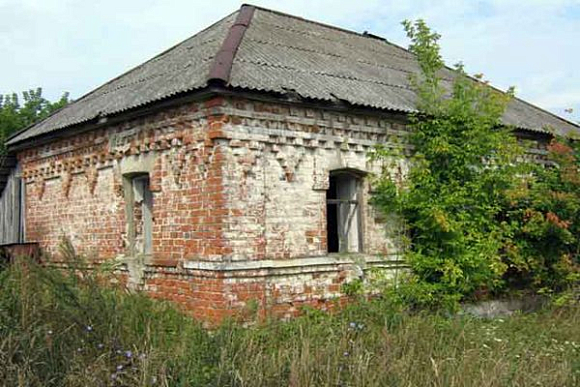 В Каменке 16-летний подросток ходил в заброшенный дом нюхать лак