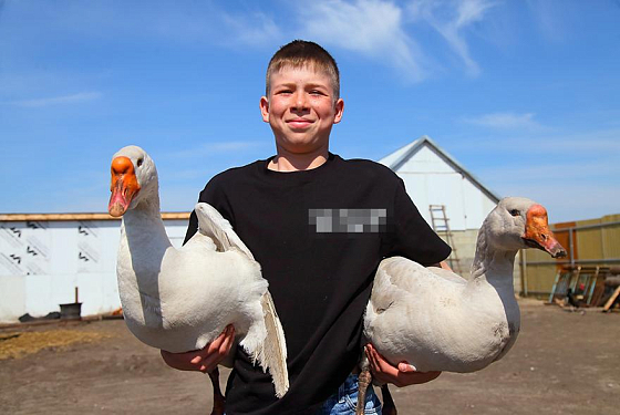Пензенский блогер-подросток Павел Кузьмин стал популярным благодаря сельской жизни