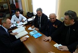 В. Трохин посетил Пензенский госпиталь для ветеранов войн В. Трохин посетил Пензенский госпиталь для ветеранов войн