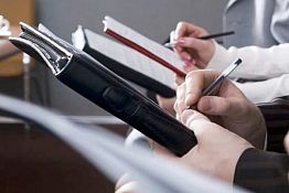 УК Пензенской области вручили первые лицензии по управлению многоквартирными домами УК Пензенской области вручили первые лицензии по управлению многоквартирными домами