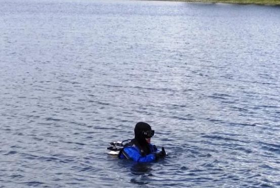 В Кузнецком районе в пруду водолазы искали тело утонувшего