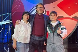 Мама пензенского певца прослезилась на шоу Малахова