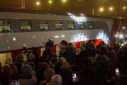 В РЖД объяснили ценовую политику двухэтажной «Суры» 