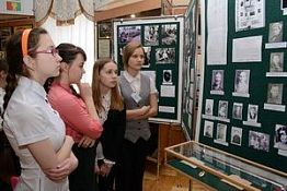 В Пензе открылась выставка, прославляющая подвиг матерей