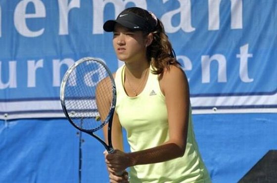 Теннисистка из Пензы впервые вышла в полуфинал юниорского ЧМ