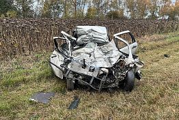 Появились фото с места ДТП в Мокшанском районе, где погибли трое парней