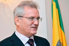 Белозерцев: Губернатор — не артист, чтобы всем нравиться Белозерцев: Губернатор — не артист, чтобы всем нравиться