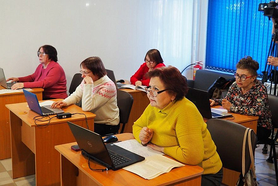 Пензенские пенсионеры бесплатно осваивают компьютерную грамотность