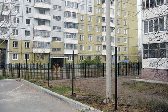 Товарищество, верь: будущее за тобой!