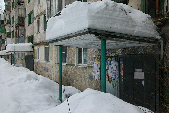 «Боимся беды»: жители Ульяновской бьют тревогу из‑за аварийной многоэтажки