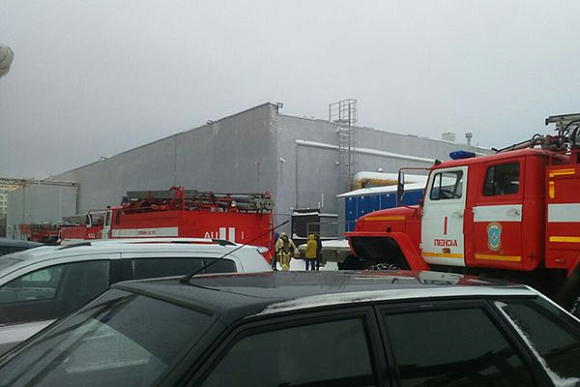 В Пензе пожарные отправились тушить гипермаркет на ул. Антонова