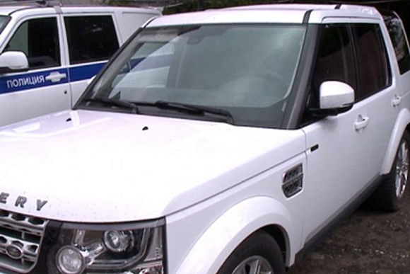 Угнанный у пензенца Land Rover полиция нашла в Тольятти