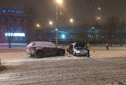 В Пензе столкнулись Mazda и Daewoo Nexia — есть пострадавшие