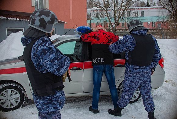 Пензенец пырнул ножом родного брата