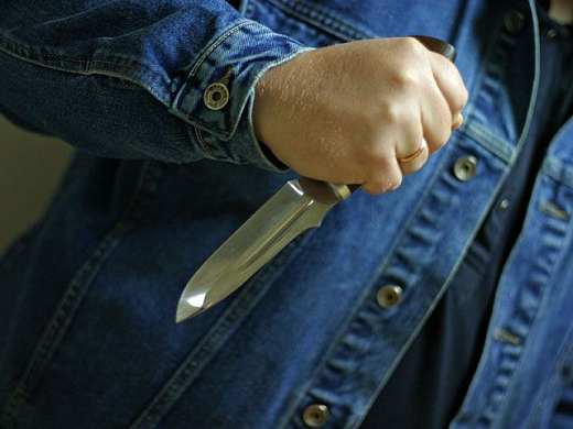 Житель Пензы, угрожавший полицейскому ножом, заплатит штраф 30 тыс. рублей